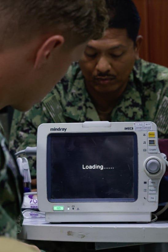 Device with "Loading" on screen